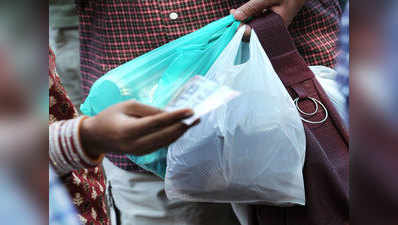 दुकानदार के पास मिला प्लास्टिक कैरी बैग तो 5000 रुपये जुर्माना