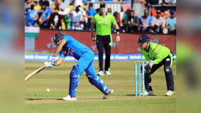 IND v IRE: भारत की फिफ्टी पूरी, विराट कोहली 9 रन बनाकर आउट