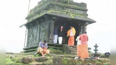 ಸೋರುತ್ತಿದೆ ಕೊಡಚಾದ್ರಿಯಲ್ಲಿ ಆದಿಶಂಕರರ ಸರ್ವಜ್ಞಪೀಠ!