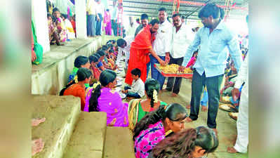 ಹೋಳಿಗೆ-ತುಪ್ಪದ ರುಚಿ ಸವಿದ ಸಾವಿರಾರು ಭಕ್ತರು