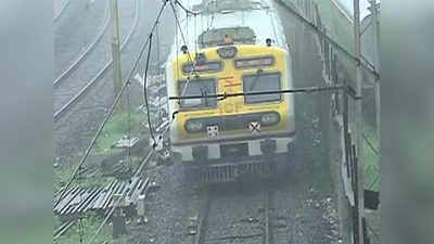 मुंबई: मध्य आणि हार्बर रेल्वे वाहतूक विस्कळीत
