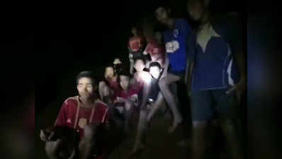 थाइलैंड: गुफा से बचाए गए कोच को अब थाइलैंड की नागरिकता मिलने का है इंतजार