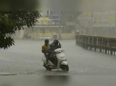 தேனி, திண்டுக்கல், நீலகிரி, கோவை  மாவட்டங்களில் கனமழைக்கு வாய்ப்பு: வானிலை மையம் தகவல்