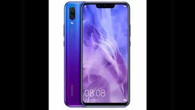 Huawei Nova 3 हुआ लॉन्च, इसमें हैं दो सेल्फी कैमरा, जानें स्पेसिफिकेशंस