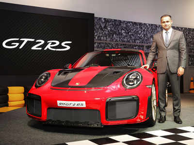 ரூ.3.88 கோடி மதிப்பில், இந்தியாவில் ’911 GT2 RS ரேஸ் காரை அறிமுகம் செய்த போர்ஸ்சே!