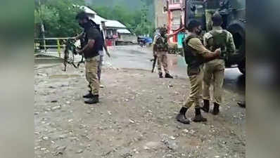 जम्मू-कश्मीर ने आतंकियों ने की सीआरपीएफ टुकड़ी पर फायरिंग, दो जवान शहीद