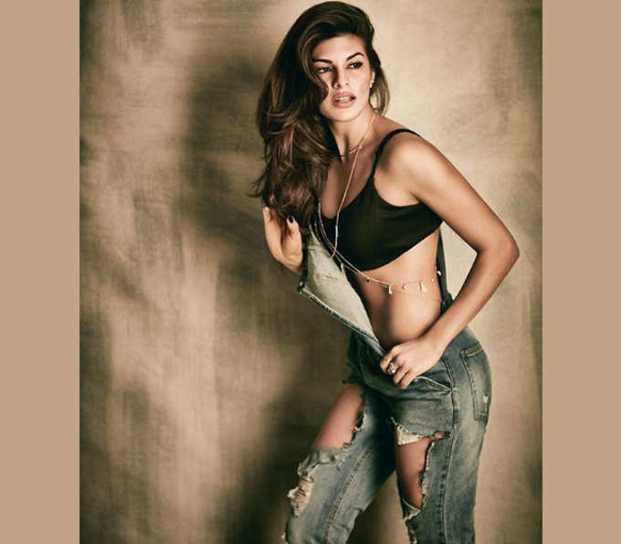 Jacqueline-Fernandez-4