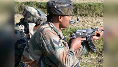 जम्मू-कश्मीर: एलओसी पर सुरक्षाबलों ने एक आतंकी को मार गिराया