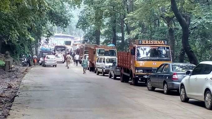 ಭಾರಿ ವಾಹನಗಳ ಸಂಚಾರಕ್ಕೆ  ಬ್ರೇಕ್‌ 