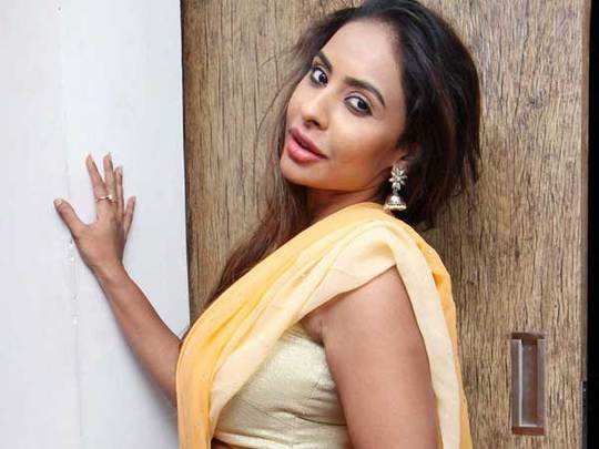 Tamil Leaks,Sri Reddy Leaks: பாலியல் புகார் தெரிவித்த ஸ்ரீ ரெட்டிக்கு  சுந்தர்.சி பதிலடி! - sri reddy has accused actor cum director sundar c -  Samayam Tamil