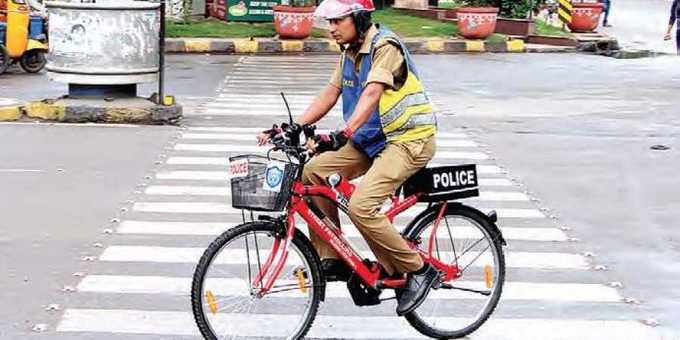 హైదరాబాద్‌ పోలీసుల సైకిల్ పెట్రోలింగ్