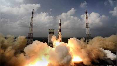 আউটসোর্সড! ISRO-র জন্য ২৭টি উপগ্রহ বানাবে বাইরের সংস্থা