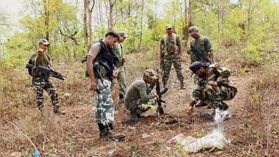 বস্তারে ব্যাপক সংঘর্ষ, কম্যান্ডার-সহ নিহত ৮ মাওবাদী