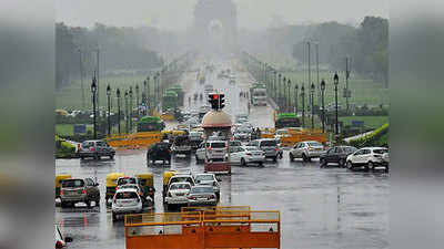 संसद से लेकर सड़क तक बारिश से जलभराव
