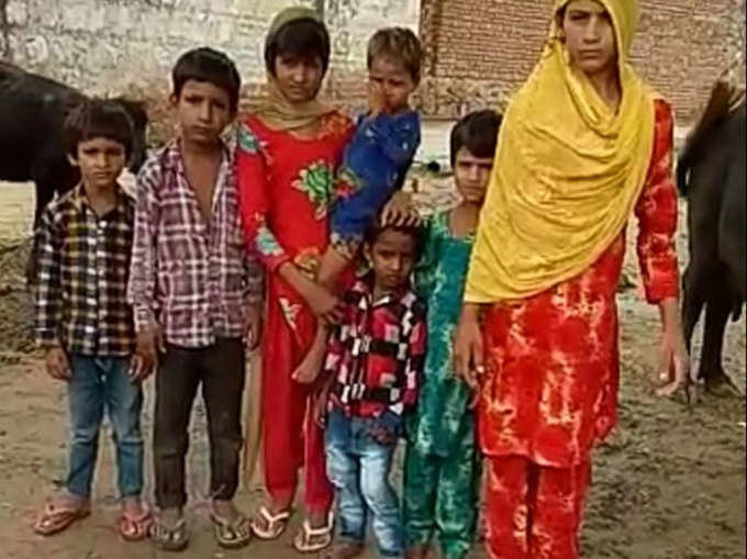 Family-of-Akbar