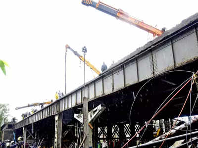 मुंबई में रेलवे ने बीएमसी से की 6 जर्जर पुलों को दोबारा बनाने की मांग