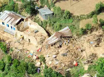 नेपाल में भूस्खलन से तीन लोगों की हुई मौत