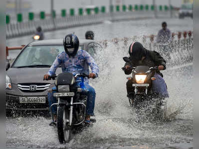 दिल्ली-NCR में आज भी बारिश से राहत नहीं, खतरे के निशान को छू सकता है यमुना का जलस्तर