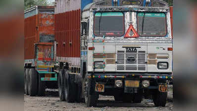 सरकार से मांगों पर विचार का आश्वासन मिलने के बाद ट्रक ऑपरेटरों की हड़ताल खत्म