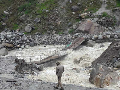 केदारनाथः 2013 की तरह फिर मंदाकिनी का विकराल रूप, फूट रही धाराएं, खतरा बढ़ा