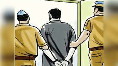 बहादुर दोस्तों ने पकड़े लुटेरे, पुलिस ने ठोकी अपनी पीठ