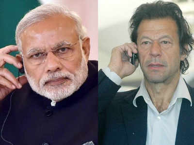पीएम मोदी ने इमरान खान को फोन कर दी बधाई, लोकतंत्र की जड़ें मजबूत होने की जताई उम्मीद