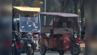 दिल्ली में 50 हजार ई-रिक्शा ही रजिस्टर्ड, चल रहे हैं 1 लाख से ज्यादा