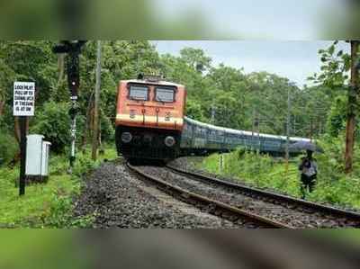 ರೈಲು ವಿಳಂಬ: ತಿರುಗಿಬಿದ್ದ ನೈರುತ್ಯ ರೈಲ್ವೆ ಅಧಿಕಾರಿಗಳು