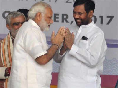 NDA से नहीं छिटकेंगे रामविलास पासवान, BJP को है पूरा भरोसा