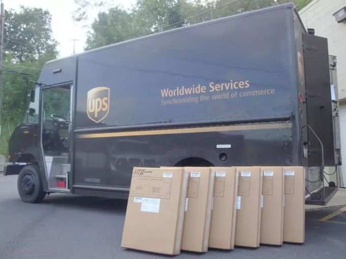 UPS Label Delivery, 1ZBE312TNY00015011