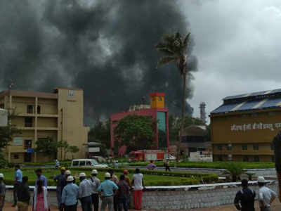 BPCL: अनधिकृत गोदामे, सुरक्षिततेकडे शासनाचे दुर्लक्ष