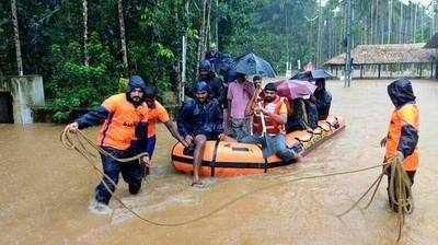 கனமழையால் தத்தளிக்கும் கேரளம்; ராணுவ உதவியை நாடும் மாநில அரசு!