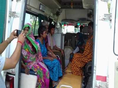 कुशीनगर: वृद्धाश्रम भेजी गई बुजुर्ग महिलाओं में युवतियां और कम उम्र की महिलाएं भी शामिल