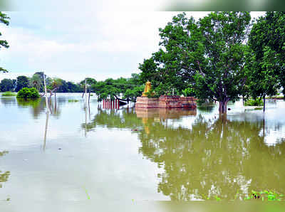 ನೆರೆ ರಾಜ್ಯದ ನೀರಲ್ಲಿ ಮುಳುಗಿದ ನಂಜನಗೂಡು