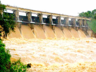 Kinnerasani Dam: కిన్నెరసానికి పోటెత్తిన వరద.. 9 గేట్లు ఎత్తివేత!