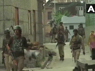 जम्मू-कश्मीर: बटमालू में सुरक्षाबलों और आतंकियों के बीच मुठभेड़, एक जवान शहीद, 5 घायल