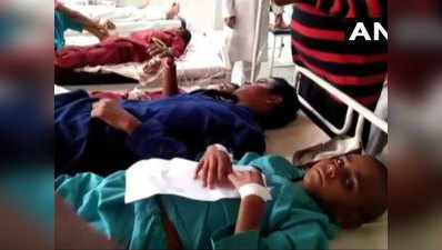 अमरोहाः मदरसे पर गिरा हाइटेंशन वायर, 20 छात्र घायल, अस्पताल में भर्ती