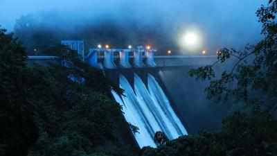Idukki Dam: 2397.94 அடியாக குறைந்த இடுக்கி அணை நீர்மட்டம் !