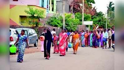 ಶಾಶ್ವತ ಕುಡಿವ ನೀರಿನ ಯೋಜನೆ ಅನುಷ್ಠಾನಕ್ಕೆ ಆಗ್ರಹ