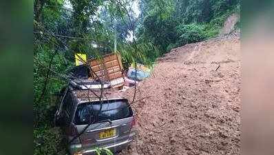 Kerala Flood Live: ആയിരങ്ങൾ കുടുങ്ങിക്കിടക്കുന്നു