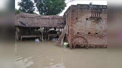 खतरे के निशान से ऊपर बह रहीं घाघरा और सरयू , 130 मजरे बाढ़ से प्रभावित