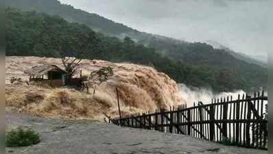 కేరళకు కేసీఆర్ భూరి విరాళం.. రూ. 25 కోట్ల సాయం 