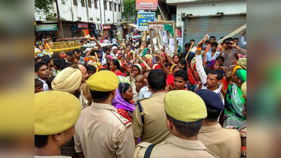 हिस्ट्रीशीटर बदमाश समेत तीन को ग्रामीणों ने बांधकर पीटा, बदमाश की मौत