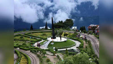 प्राकृतिक खूबसूरती का भंडार है सिक्किम, ऐसे पहुंचें