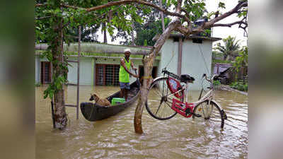 केरल के बाढ़ पीड़ितों के लिए वेतन का एक हिस्सा देंगे महिला आयोग के पदाधिकारी