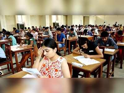 NEET: বছরে ১ বারই পরীক্ষা এবং লিখতে হবে হাতেই