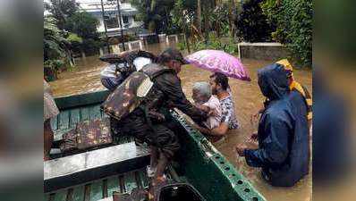 केरल बाढ़: मदद की रकम के ऐलान से यूएई का इनकार, लेफ्ट सरकार पर बीजेपी ने बोला हमला