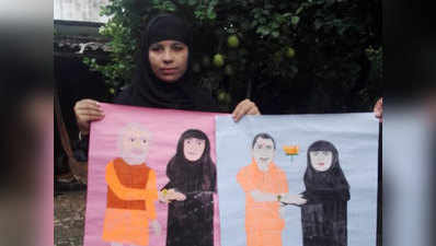 मोदी-योगी की पेंटिंग बनाकर मुस्लिम महिला ने बांधी राखी, पति देता है तीन तलाक की धमकी