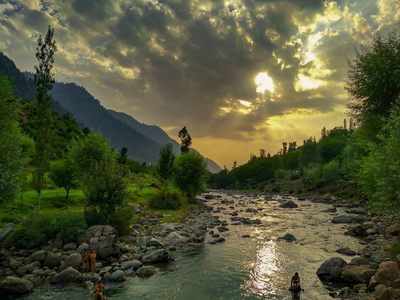 कश्मीर फेस्टिवल सितंबर में होगा आयोजित, पर्यटन को मिलेगा बढ़ावा