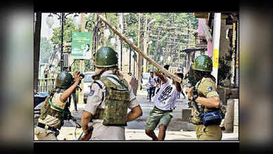 जम्मू-कश्मीर में अनुच्छेद 35A के बारे में सोशल मीडिया पर फैली अफवाह, झड़प में 12 लोग घायल
